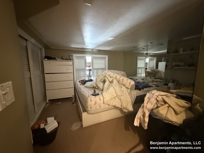 Building Photo - 113 Beacon St