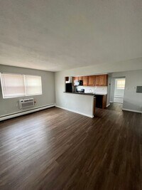 Building Photo - Rutledge Court