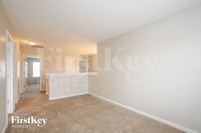 Building Photo - 2608 Liatris Dr