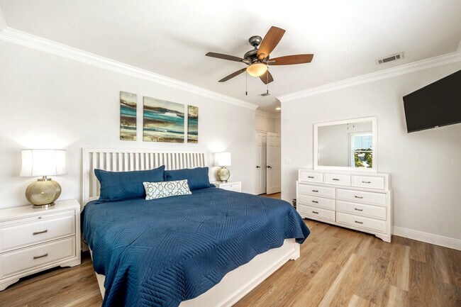 Building Photo - 2825 Scenic Hwy 98