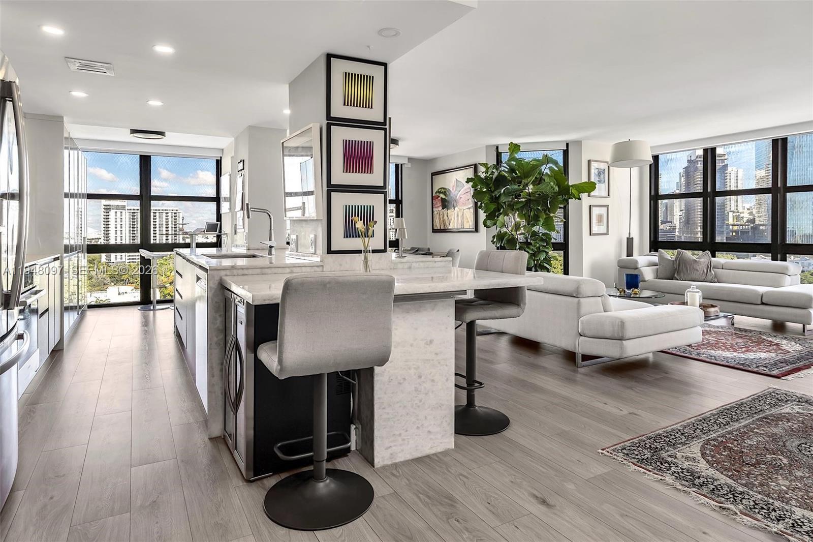 Building Photo - 1865 Brickell Ave