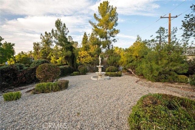 Building Photo - 28510 W Driver Ave