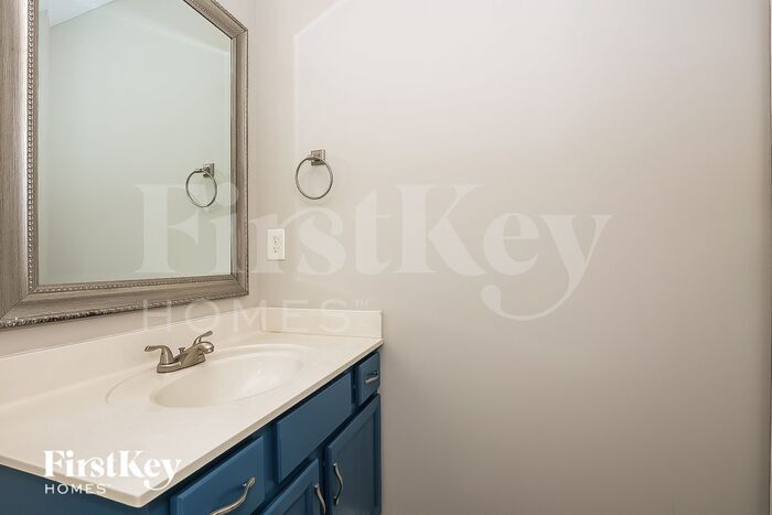 Building Photo - 993 Glenhurst Way