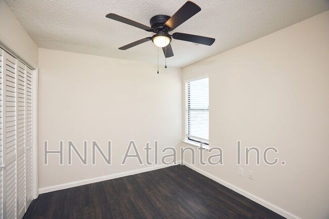 Building Photo - 3882 Springleaf Point