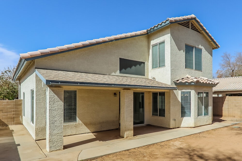 Building Photo - 19 S Tiago Dr