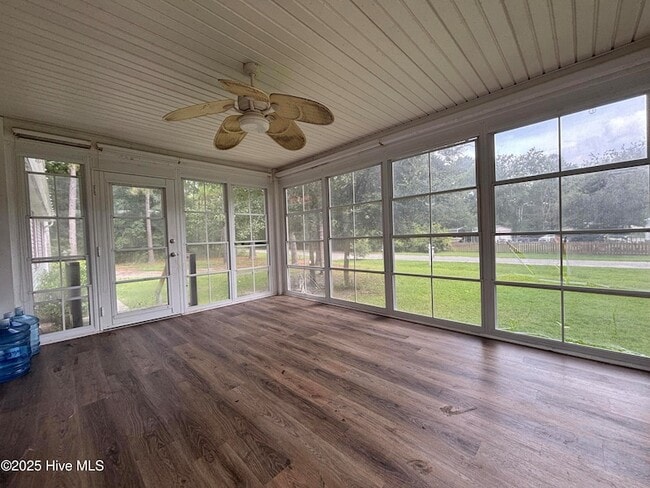 Building Photo - 180 Quails Cove