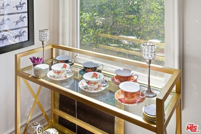 Building Photo - 6003 County Oak Rd