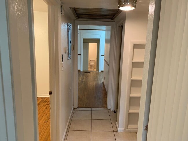 Building Photo - 4/2 House on Atkamire Drive, available now!