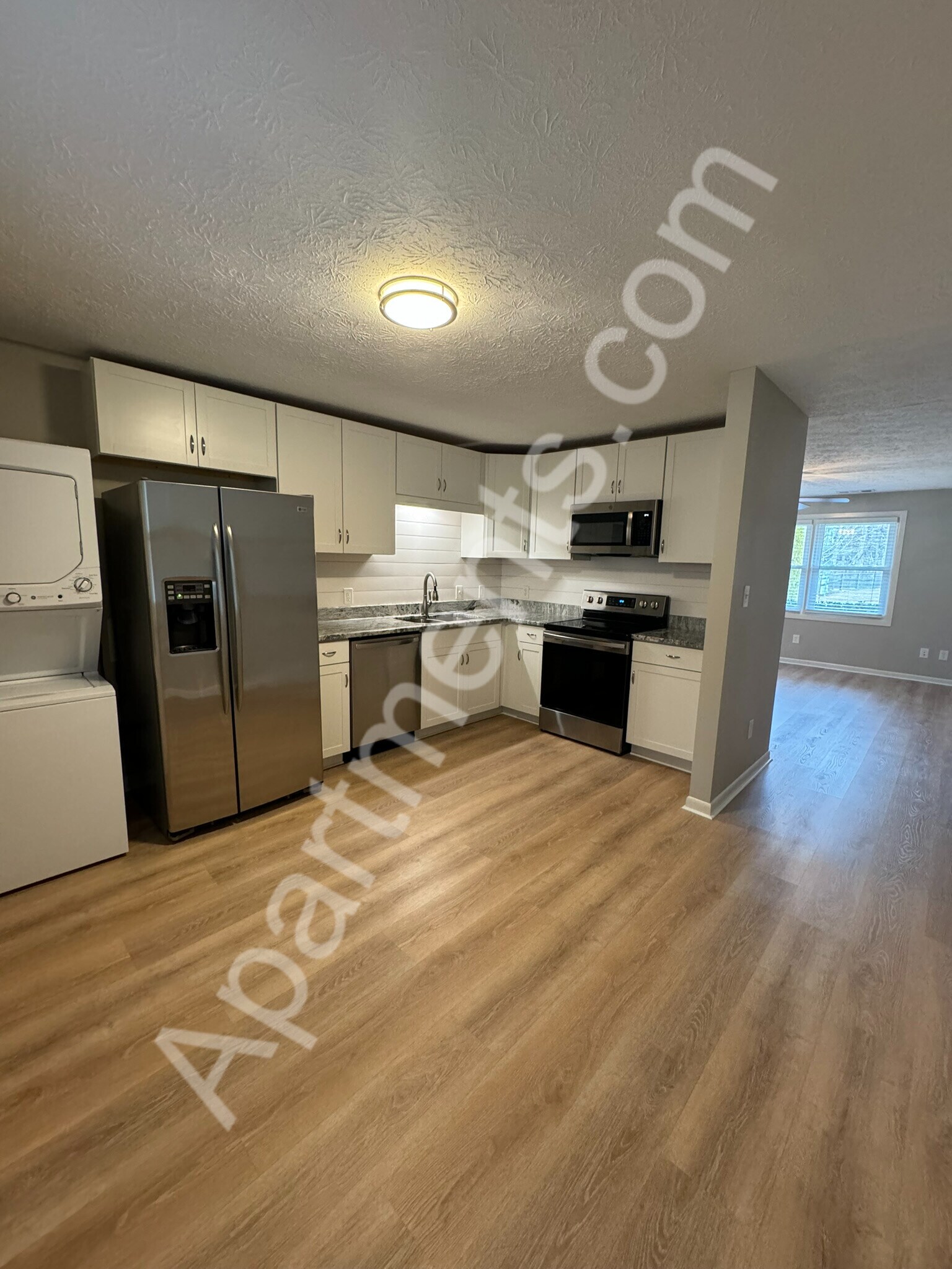 Building Photo - 5357 Valina Dr