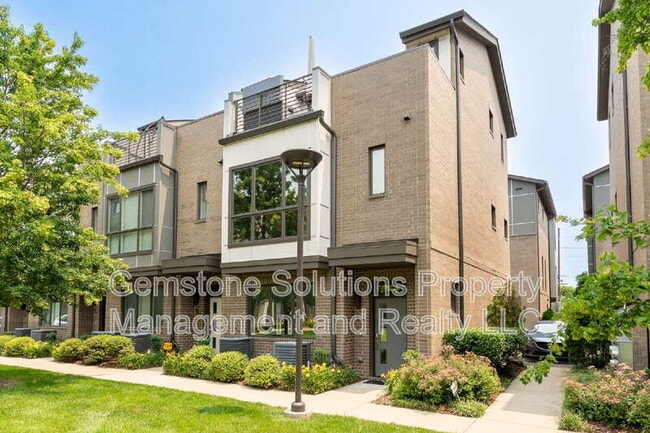 Primary Photo - 815 Melpark Ct