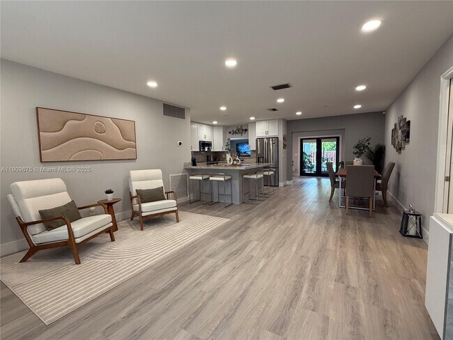 Building Photo - 4009 Jefferson St