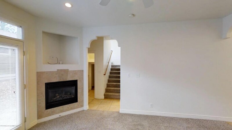 Building Photo - 1415 E Payton Way