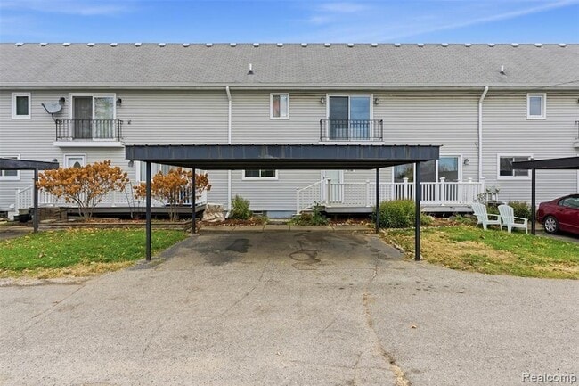 Building Photo - 5186 E 14 Mile Rd