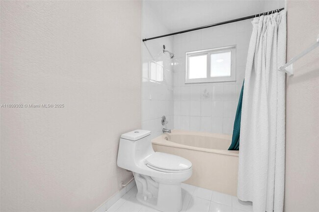 Building Photo - 2767 W 69th Terrace