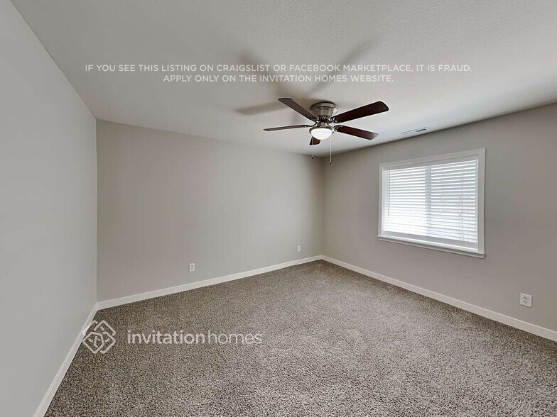 Building Photo - 4813 Neon Way