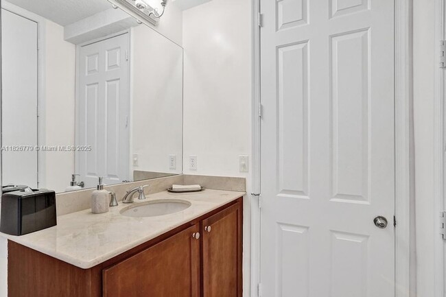 Building Photo - 7722 SW 188th Terrace