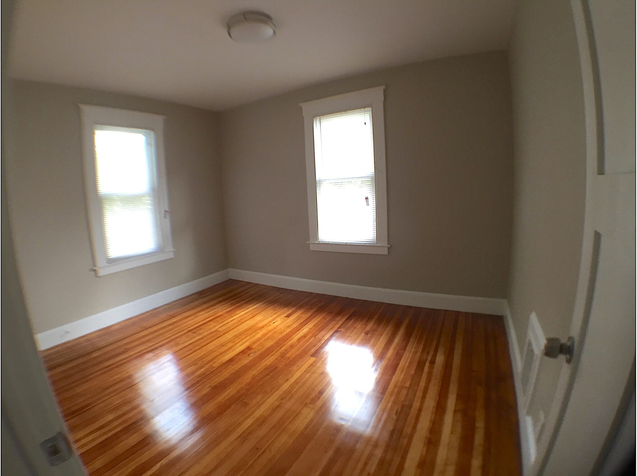 Building Photo - 48 Nesbit Avenue