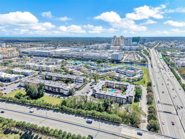 Building Photo - 7483 SW 82nd St