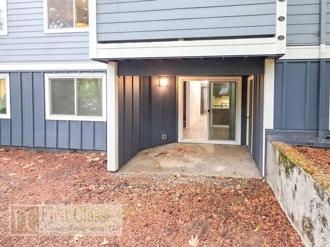 Building Photo - 47 Eagle Crest Dr