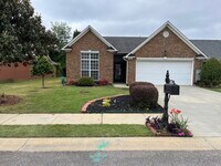 Building Photo - 1247 Carriage Dr