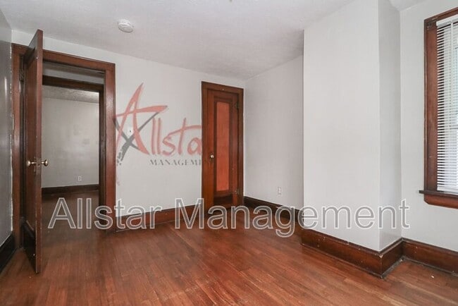 Building Photo - 488 Stanton Ave