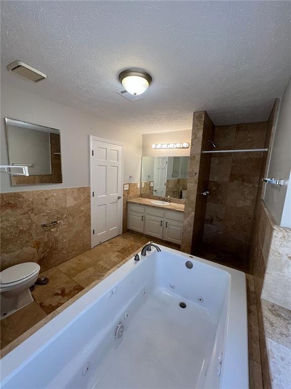 Building Photo - 4636 Breakwater Way NE