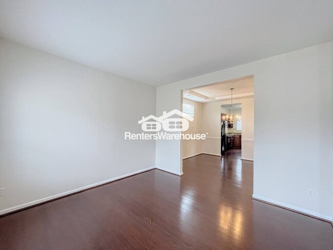 Building Photo - 6019 Mainsail Ln