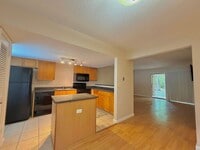Building Photo - Modern 1/1 in Creeks Edge – First-Floor