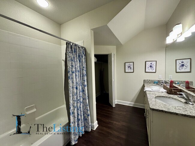 Building Photo - 2954 Lucayan Harbour Cir