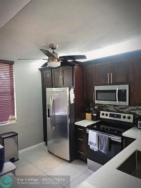 Building Photo - 2659 Carambola Cir N