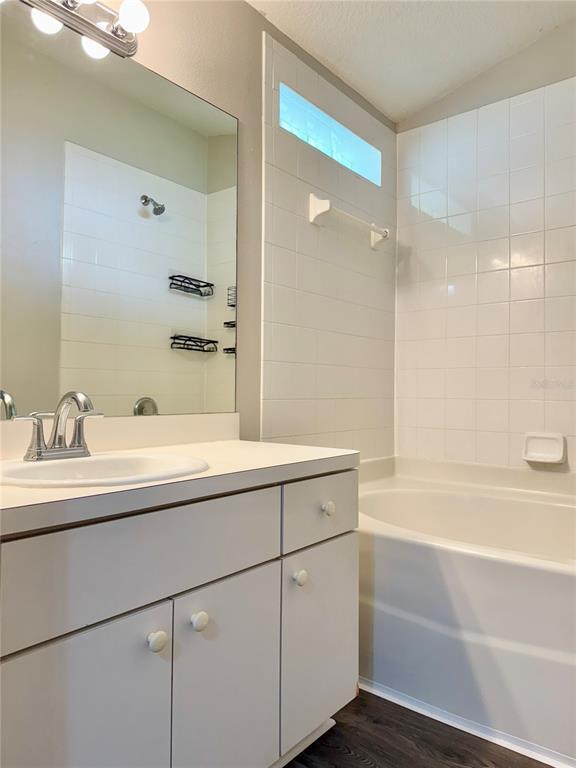 Building Photo - 28510 Seashell Ct