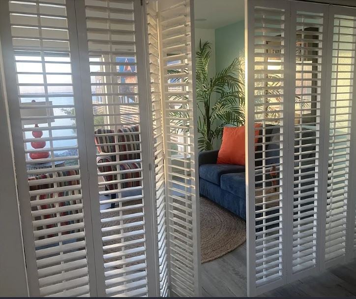 Building Photo - 3021 Laguna Shores Rd