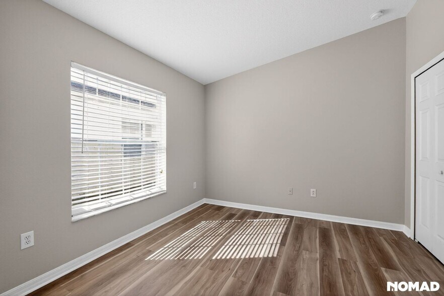 Building Photo - 7831 Carriage Pointe Dr