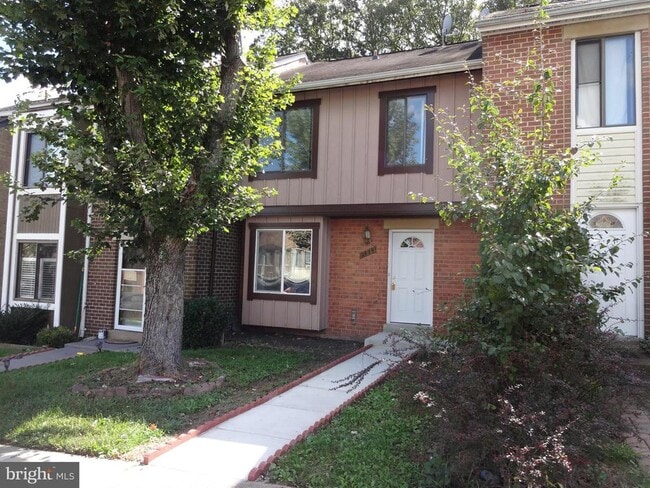 Primary Photo - 2829 Cambridge Dr
