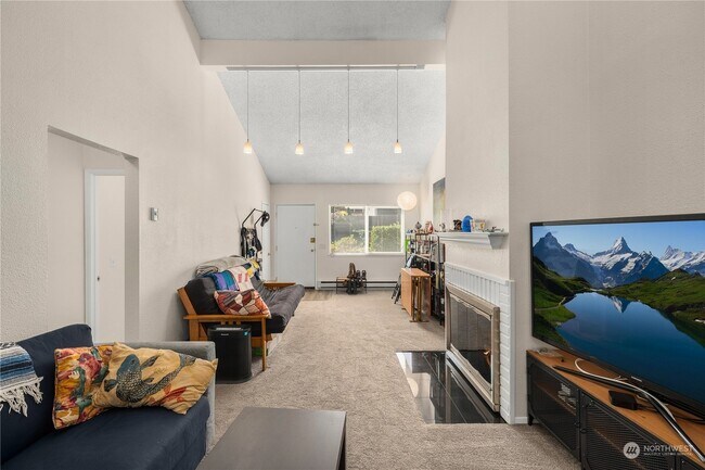 Building Photo - 4202 28th Ave SW