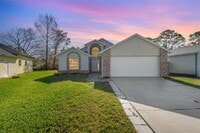 Building Photo - 3 Bedroom / 2 Bath Home Available Now in P...