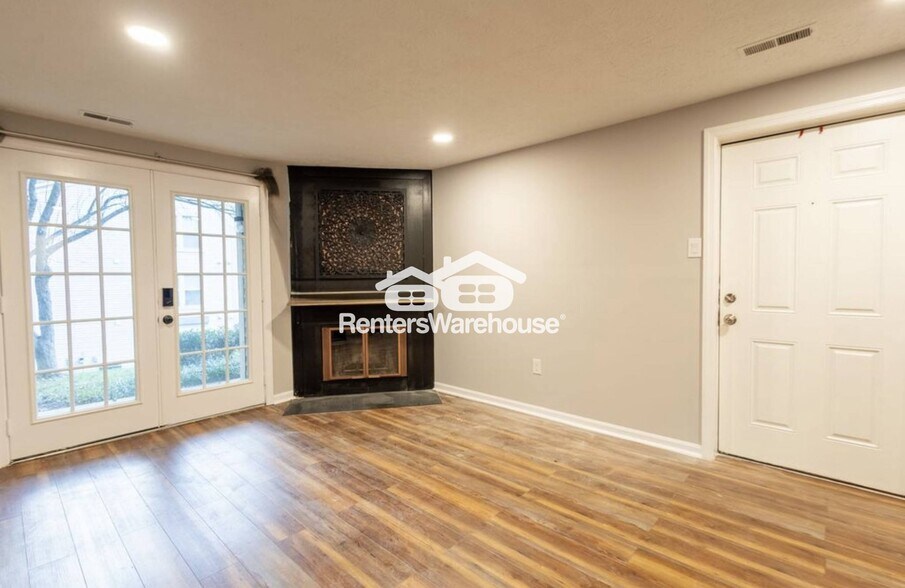 Building Photo - 11540 Little Patuxent Pkwy