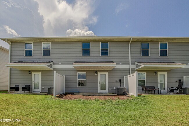 Building Photo - 1749 Jakes Dr