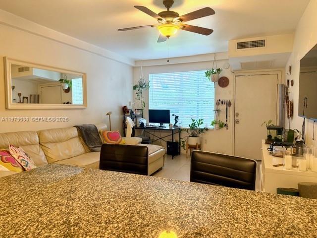 Building Photo - 2445 Lake Pancoast Dr