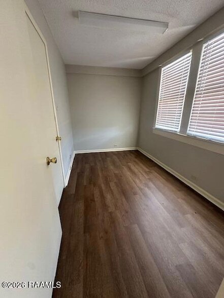 Building Photo - 107 S College Rd