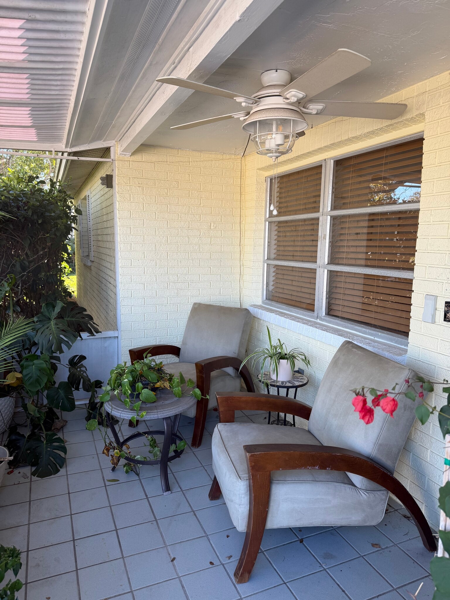 Building Photo - 2603 Almond Dr