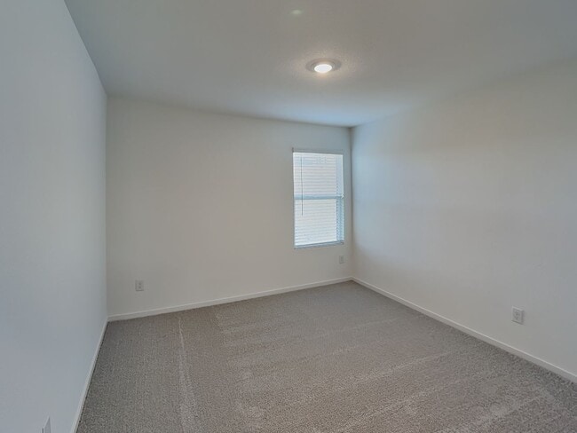 Building Photo - NEW CONSTRUCTION! READY NOW!