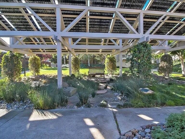 Building Photo - 1344 Merrivale West Sq