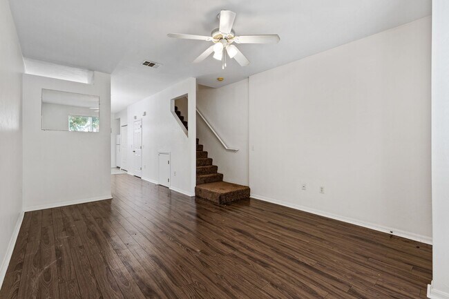 Building Photo - Just Reduced!! Close to UF Two Story Townhouse