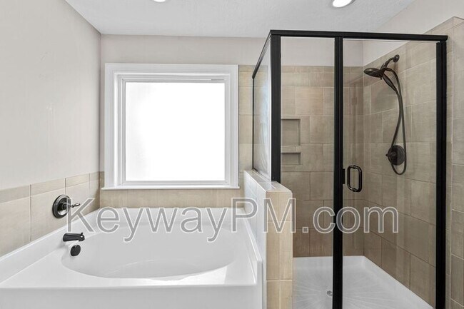 Building Photo - 2208 Jeannie Bell Ct