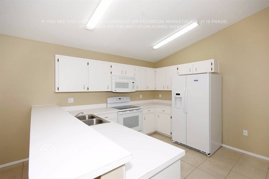 Building Photo - 447 Emerald Cove Loop