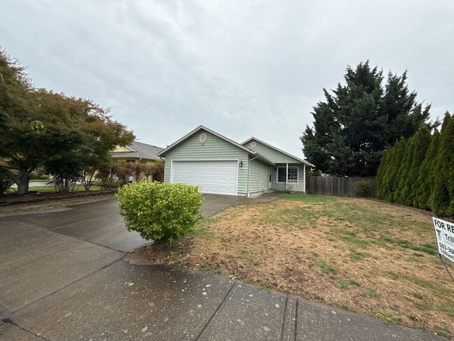 Primary Photo - 3 Bedroom Single Story Home on Dead End St...