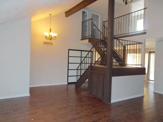 Building Photo - Spacious 4-Bedroom, 3-Bathroom Home with Open Floor Plan & Large Backyard – Prime Location!