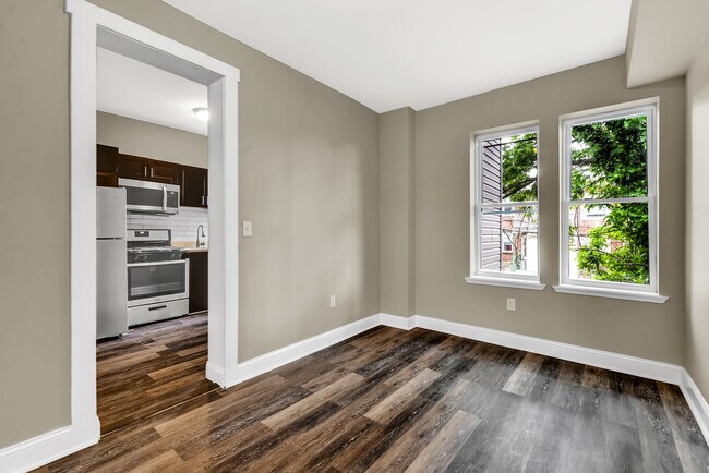 Building Photo - 3 Bedroom Rowhome- West Baltimore City