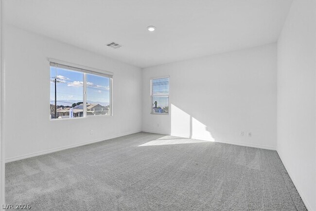 Building Photo - 303 Fletcher Fls St